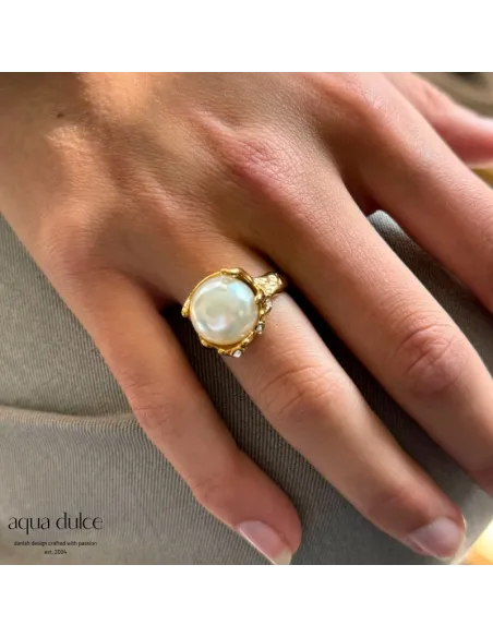 BAY BY AQUA DULCE | LAGOON PEARL RING