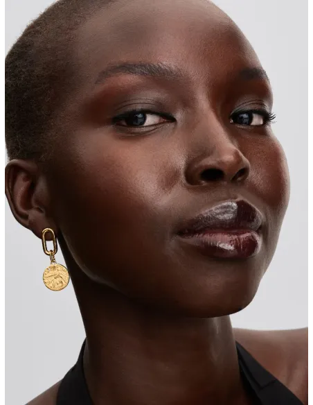 PANDORA | Svale Medaljoncharm 14 kt. guldbelægning PANDORA | Svale Medaljoncharm 14 kt. guldbelægning