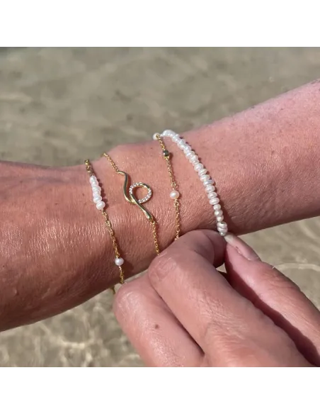 Ocean Bracelet 04 – 18K guldbelagt sølvarmbånd med ferskvandsperler og zirkonia, justerbar 16+2 cm