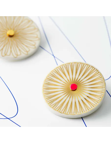 Scherning | ICON broche no. 01 · GOLDEN GLOW Scherning | ICON broche no. 01 · GOLDEN GLOW