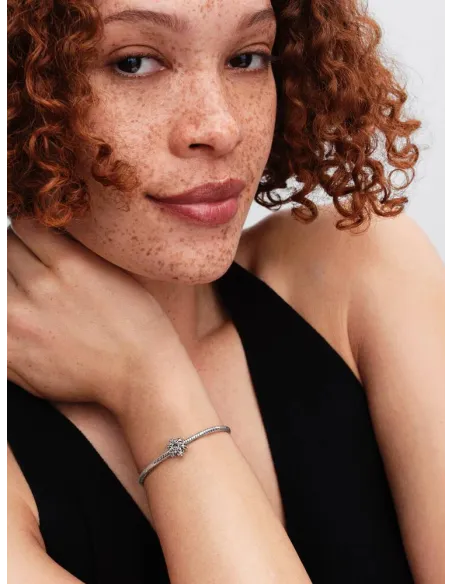 Pandora Julemagi Muranoglas Charm i rød med gylden folie og julemotiver