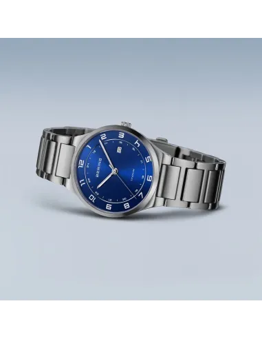 BERING | Titanium | børstet sølv | 15139-707