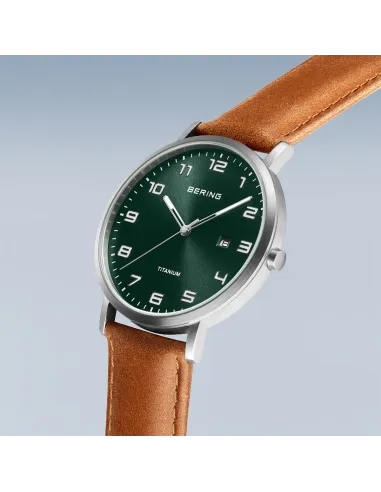 BERING | Titanium | børstet sølv | 18640-568