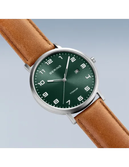 BERING | Titanium | børstet sølv | 18640-568