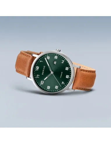 BERING | Titanium | børstet sølv | 18640-568