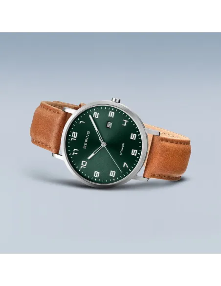 BERING | Titanium | børstet sølv | 18640-568