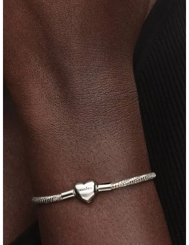 PANDORA | Facetteret Slangekædearmbånd med Hjertelås