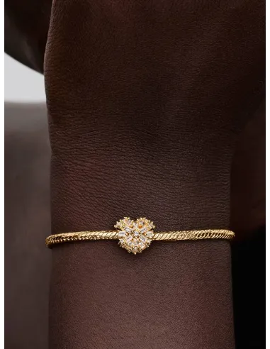 PANDORA Funklende Pavé Tredobbelt Række Charm | Glimtende Elegance