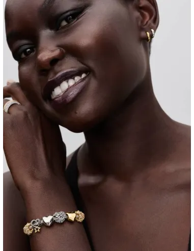 PANDORA Funklende Pavé Tredobbelt Række Charm | Glimtende Elegance