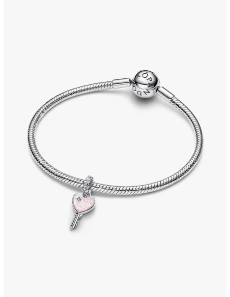 PANDORA | Opaliserende Hjerte Nøgle Charm med vedhæng