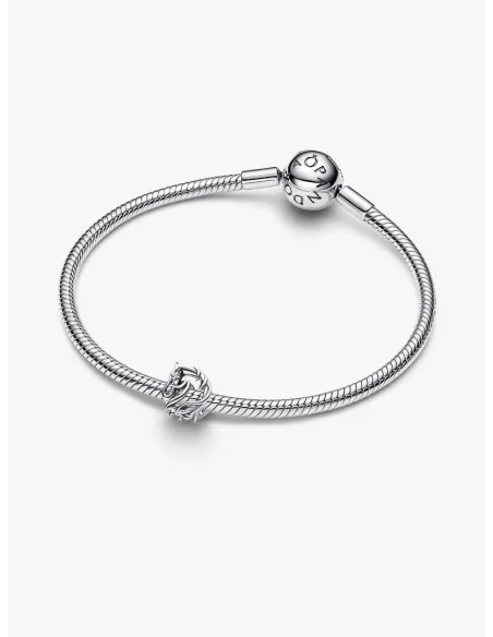 PANDORA Funklende Pavé Tredobbelt Række Charm | Glimtende Elegance