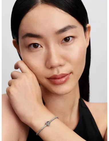 PANDORA Funklende Pavé Tredobbelt Række Charm | Glimtende Elegance