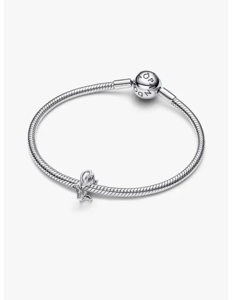 PANDORA Funklende Pavé Tredobbelt Række Charm | Glimtende Elegance