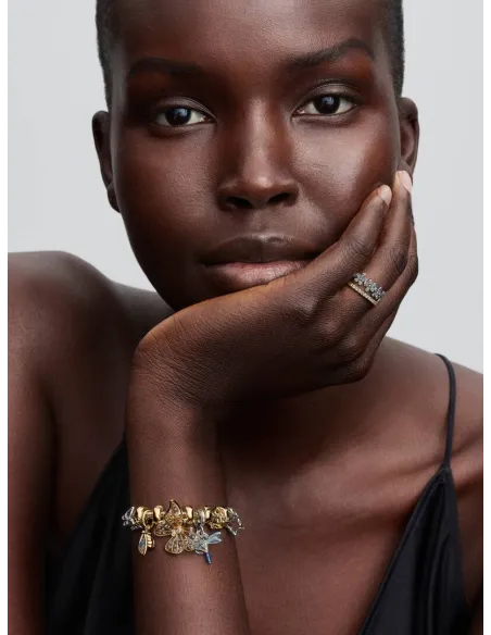 PANDORA Funklende Pavé Tredobbelt Række Charm | Glimtende Elegance