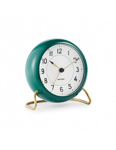 ARNE JACOBSEN - STATION RACING GREEN
