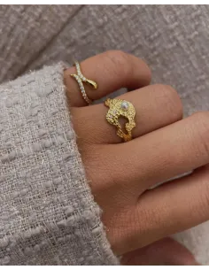 Lorien Ring – unik ring med ferskvandsperle og bølget design fra Tides. 2