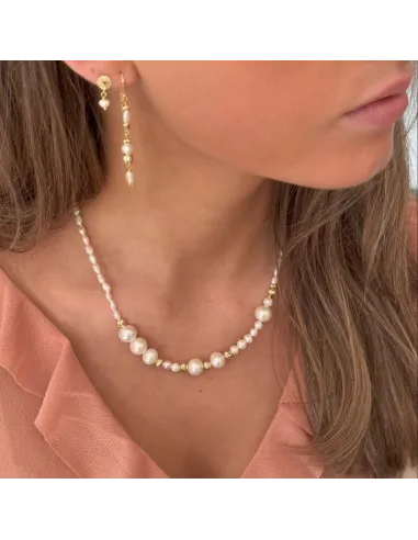 AQUA DULCE | LINE PEARL NECKLACE | GOLDEN