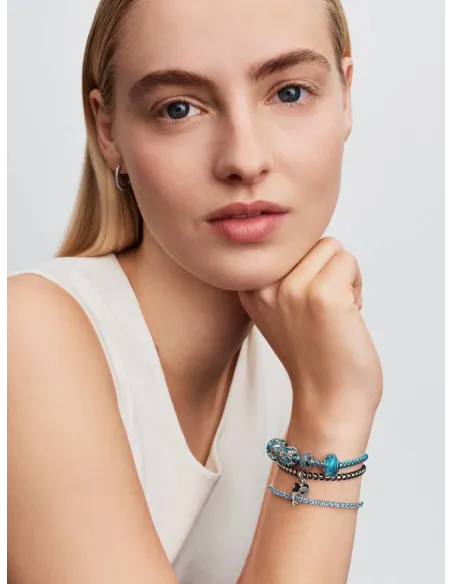 PANDORA Funklende Pavé Tredobbelt Række Charm | Glimtende Elegance