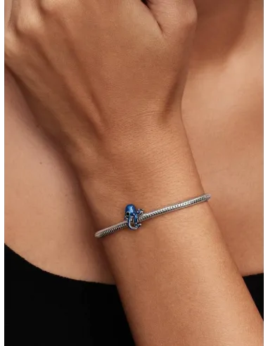 PANDORA Funklende Pavé Tredobbelt Række Charm | Glimtende Elegance