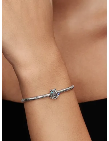 PANDORA Funklende Pavé Tredobbelt Række Charm | Glimtende Elegance