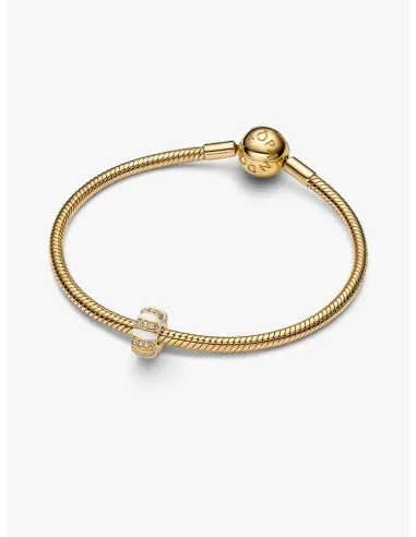 PANDORA Funklende Pavé Tredobbelt Række Charm | Glimtende Elegance