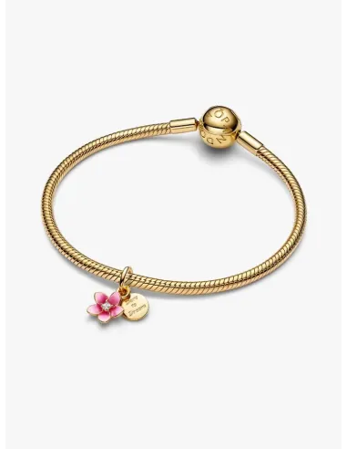 PANDORA Funklende Pavé Tredobbelt Række Charm | Glimtende Elegance