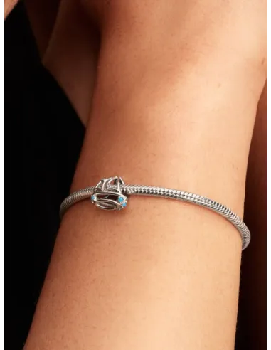 PANDORA Funklende Pavé Tredobbelt Række Charm | Glimtende Elegance