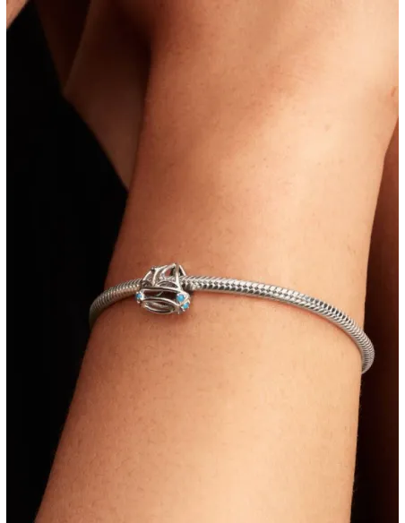PANDORA Funklende Pavé Tredobbelt Række Charm | Glimtende Elegance
