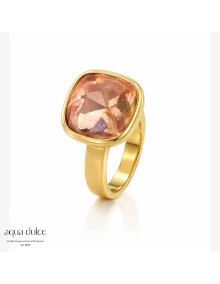 BAY BY AQUA DULCE | Rose Square ring i forgyldt stål med rosafarvet zirkonia – B7137-54