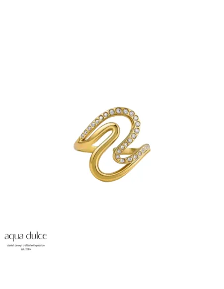 BAY BY AQUA DULCE | Claire Wavy bølget ring i forgyldt stål med zirkonia – B7321-52