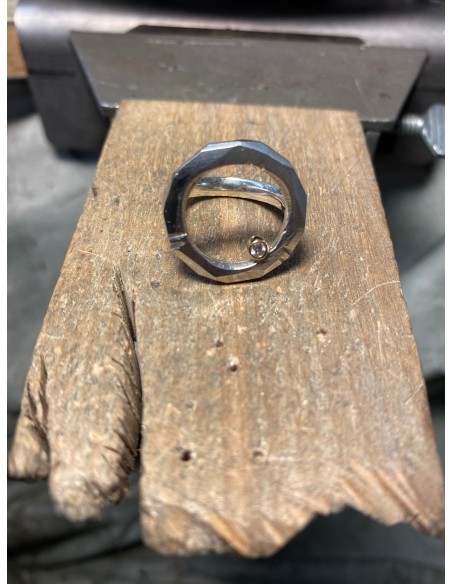 BY MALENE MEDEN - RAW RING - SMYKKER FRA EGET VÆRKSTED