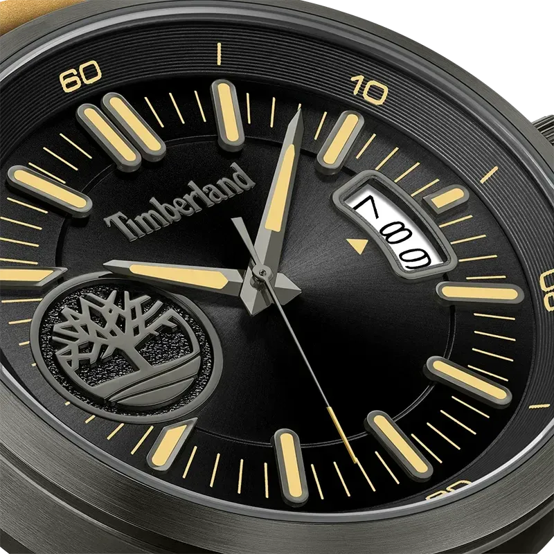 Closeup af Timberland Trumbul TDWGB0041006 med sort urskive, varme markeringer og dato